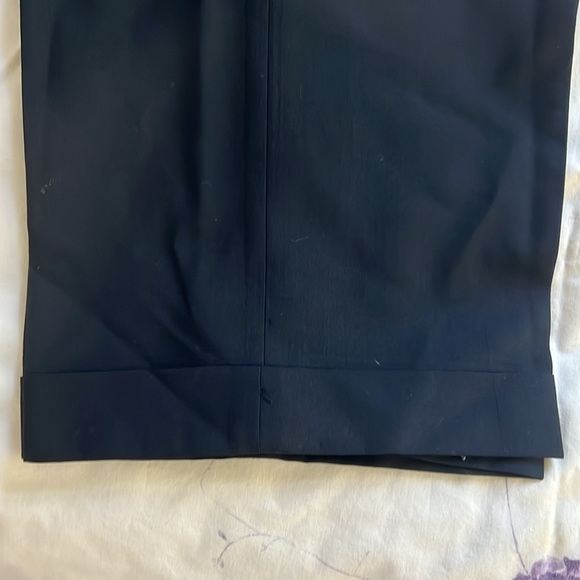 Kirkland Signature men’s navy cuffed pants - Picture 5 of 6